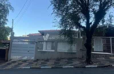 Casa com 3 quartos à venda na rua barretos, 201, jardim proença, campinas, 265 m2 por r$ 989.000