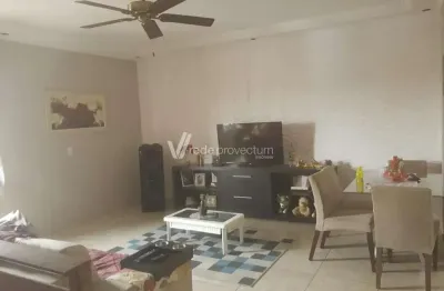 Casa com 3 quartos à venda na avenida olívio franceschini, 47, jardim carmen cristina, hortolândia, 300 m2 por r$ 542.000