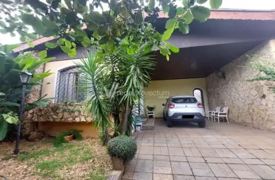 Casa com 3 quartos à venda na rua wanderlei da costa camargo, 269, vila georgina, campinas, 246 m2 por r$ 600.000
