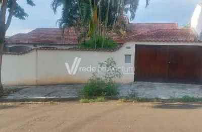 Casa com 3 quartos à venda na ernani paulino, 195, cidade universitária, campinas, 196 m2 por r$ 1.080.000