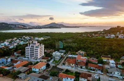 Apartamento com 2 quartos à venda na Servidão Natalina Machado, 71, Cacupé, Florianópolis