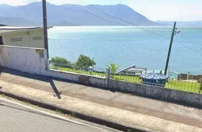 Terreno à venda com frente mar no ribeirão da ilha, florianópolis !!