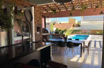 Parque são jorge, casa com 03 dormitórios, área de lazer, alto padrão - florianópolis /sc