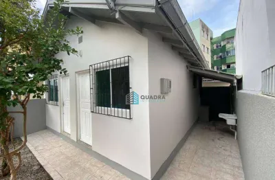 Apartamento térreo mobiliado com 1 dormitório para alugar próx da ufsc no córrego grande – florianópolis!