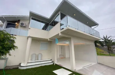 Casa de alto padrão com 4 dormitórios no ribeirão da ilha - próximo ao trevo do erasmo em florianópolis-sc