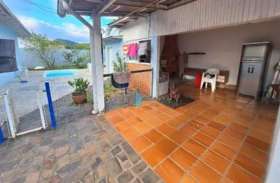 Casa Térrea à Venda com 520m² de Terreno no Santa Mônica, Florianópolis !!