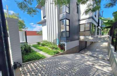 Casa à Venda em Condomínio Fechado no Santa Mônica, Florianópolis !!