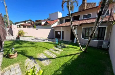 Casa com 4 dormitórios à venda, 304 m² por R$ 2.200.000,00 - João Paulo - Florianópolis/SC