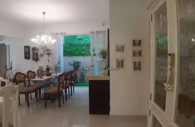 Casa com 4 quartos à venda na Rua Graciliano Ramos, 54, Agronômica, Florianópolis