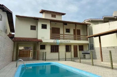 Casa com 5 dormitórios à venda, 210 m² por r$ 1.500.000,00 - parque são jorge - florianópolis/sc