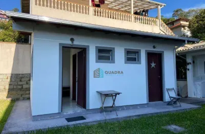 Kitnet com 1 dormitório para alugar, 16 m² por r$ 1.014,67/mês - pantanal - florianópolis/sc