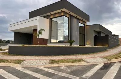 Casa á venda no condomínio laguna em indaiatuba - são paulo.