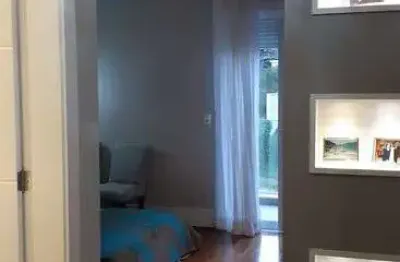 Casa de alto padrão no condomínio tamboré 10 em santana de parnaíba, são paulo.