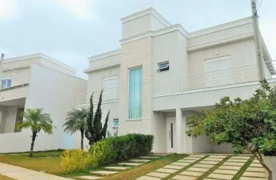 Casa de condomínio para venda tem 257 metros quadrados com 4 quartos