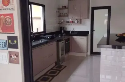 Casa à venda no condomínio terras do cancioneiro em paulínia - sp