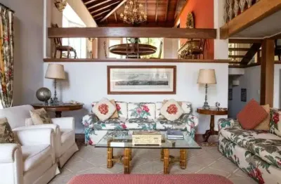 Casa sobrado à venda no condomínio quinta do lago em moura brasil em petrópolis - rj