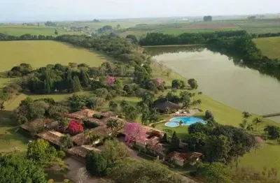 Terreno à venda no condomínio alto luxo haras larissa em monte mor - sp.