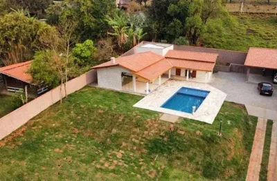 Casa à venda no condomínio náutico em piracaia - sp.