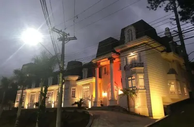 Casa alto luxo mobiliada à venda e locação no condomínio tamboré 3 em santana de parnaíba - sp.