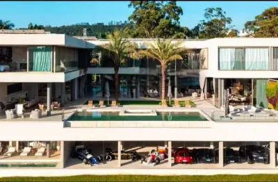 Mansão à venda no condomínio residencial tamboré 2 no bairro tamboré em santana de parnaíba - sp