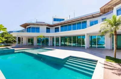 Casa alto luxo á venda em península de santa rita em ubatuba - são paulo.