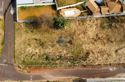 Terreno á venda no condomínio residencial vale do ouro no vila nova em são sebastião do paraíso - mg