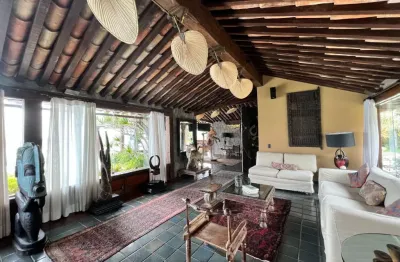 Casa térrea de alto padrão à venda e locação no morro do geribá em búzios - rj