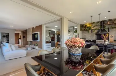 Casa sobrado à venda no residencial burle marx no alphaville em santana de parnaíba - sp