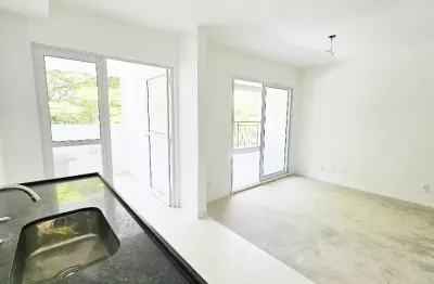 Apartamento à venda no  Condominio RAIZ SP PARQUE RESORT SANTO AMARO em São Paulo - SP