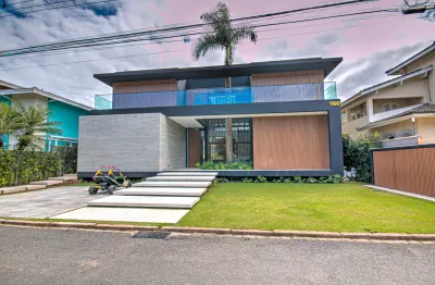 Casa sobrado à venda no Condomínio Costa Verde Tabatinga em Caraguatatuba - SP