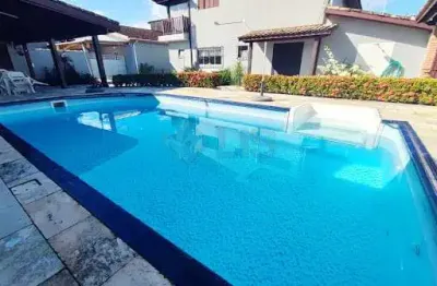 Casa à venda 4 quartos, 3 suites, 5 vagas, 200m², centro, caraguatatuba - sp