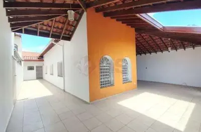 Casa à venda 3 quartos, 1 suite, centro, caraguatatuba - sp