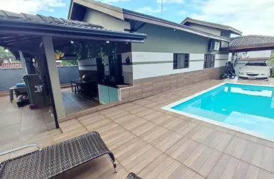 Casa com 3 quartos à venda na Cidade Jardim, Caraguatatuba 