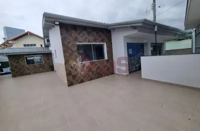 Casa com 3 quartos à venda no Centro, Caraguatatuba 