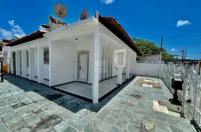 Casa com 3 quartos à venda na Rua Urquiza Leal, Grageru, Aracaju