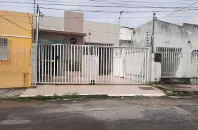 Casa com 4 quartos à venda na Rua Amando Fontes, Industrial, Aracaju
