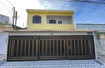 Casa com 4 quartos à venda na Rua José Jesus Lima, Getúlio Vargas, Aracaju