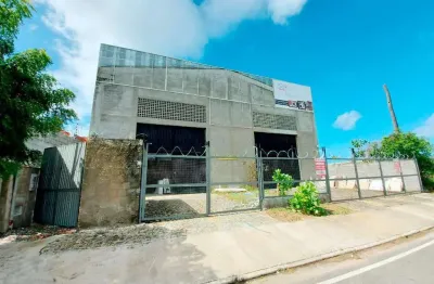Barracão / Galpão / Depósito à venda na Rua César Macieira, 689, Aruana, Aracaju