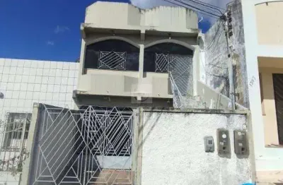 Casa para aluguel no pavimento superior, com 3 quartos, 3 suítes, cirurgia - aracaju/se