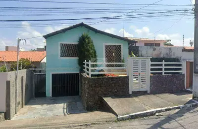 Casa com 4 quartos para alugar na Avenida Desembargador João Bosco de A. Lima, Atalaia, Aracaju