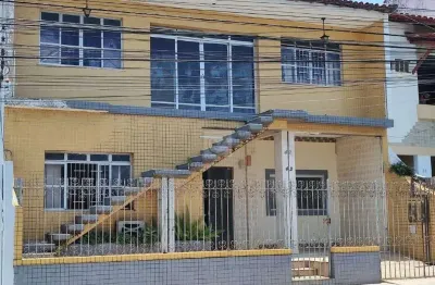 Casa formidável para sua empresa ou negócio. no coração do bairro são josé.