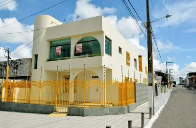 Casa comercial à venda na Avenida Desembargador Maynard, Cirurgia, Aracaju