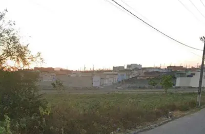 Terreno à venda na Avenida Doutor Uéliton Mendes, Oviedo Teixeira, Itabaiana
