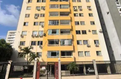 Apartamento com área de lazer em localização privilegiada!