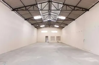 Oportunidade única: galpão industrial/comercial 280m² no coração do pereira lobo!