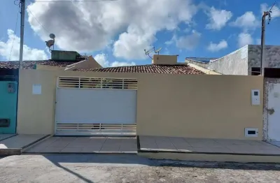 Casa com 2 quartos para alugar na Avenida Central, Olaria, Aracaju