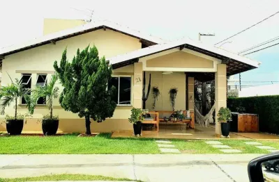 Casa de esquina no Condominio Residencial Villa dos Bosques