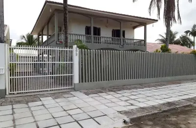 Casa com 4 quartos à venda na Rua Noruega, Praia de Leste, Pontal do Paraná