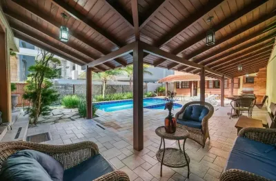 Casa para alugar na Rua Vereador Manoel José dos Santos, Bombas, Bombinhas