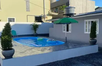 Casa com 4 quartos para alugar na Rua Vereador Manoel José dos Santos, Mariscal, Bombinhas